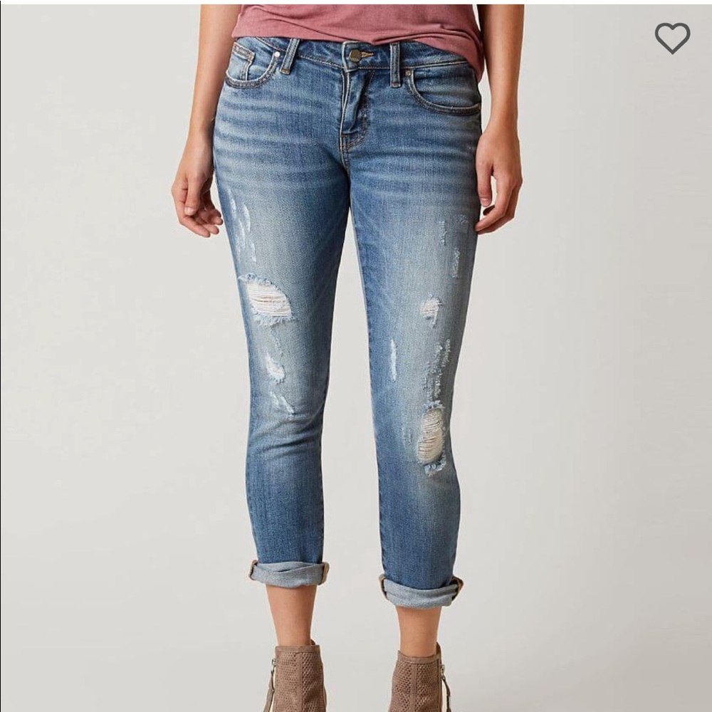 BKE Stella Mid-Rise Stretch Cropped Jean